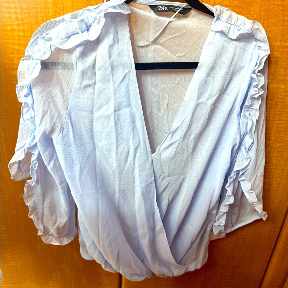 Light blue Zara blouse xs